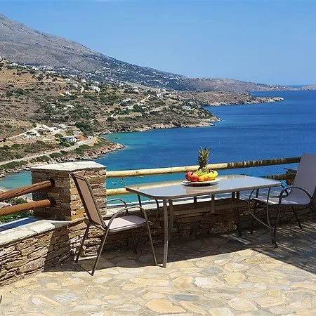 Villa Monolithos